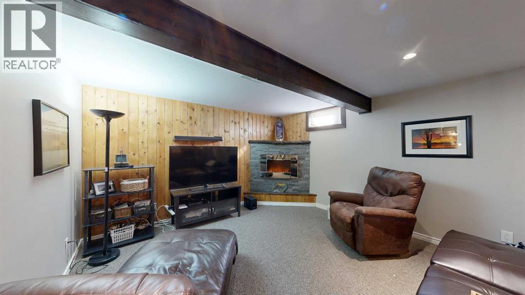 4002 58 Street Property Photo 23