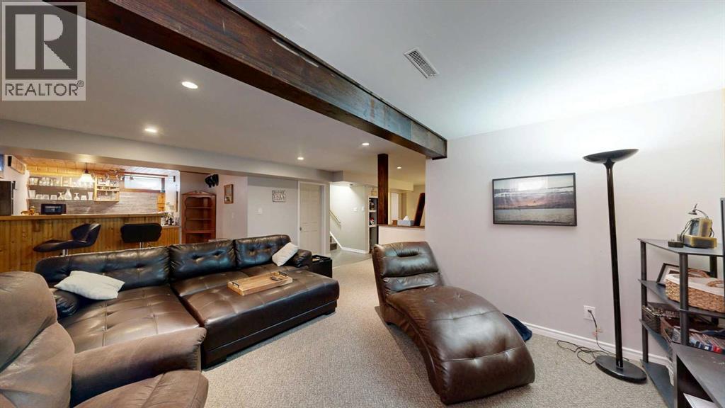4002 58 Street Property Photo 25