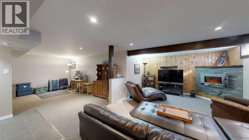 4002 58 Street Property Photo 26