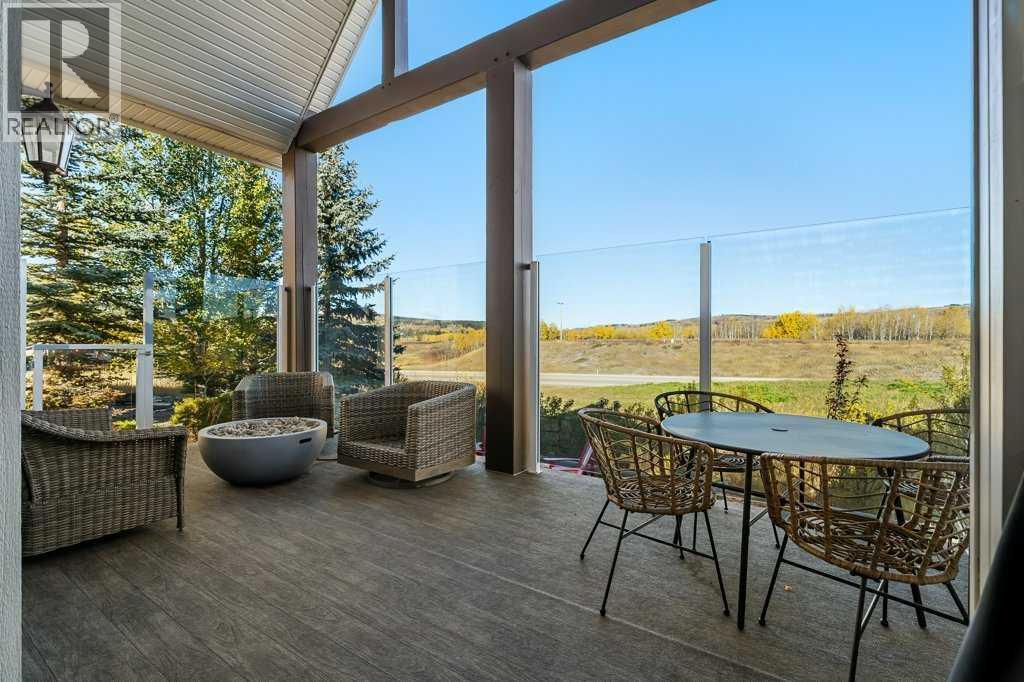 232 Cottageclub Crescent Property Photo 4
