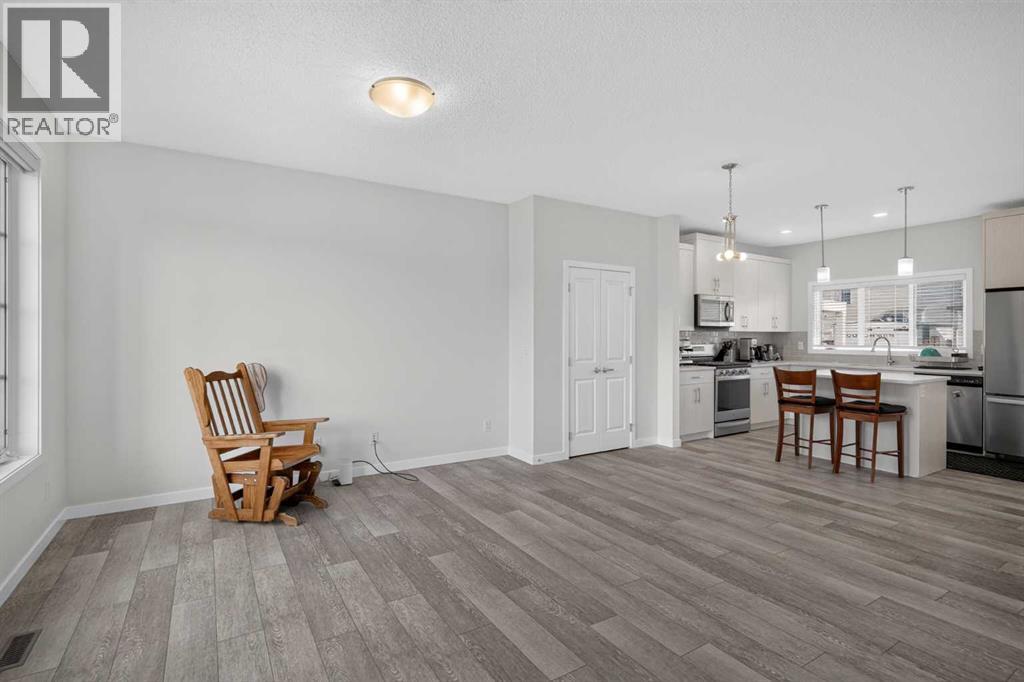 60 Walcrest Gate Se Property Photo 6