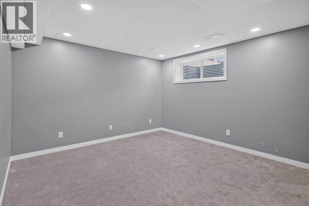 60 Walcrest Gate Se Property Photo 24