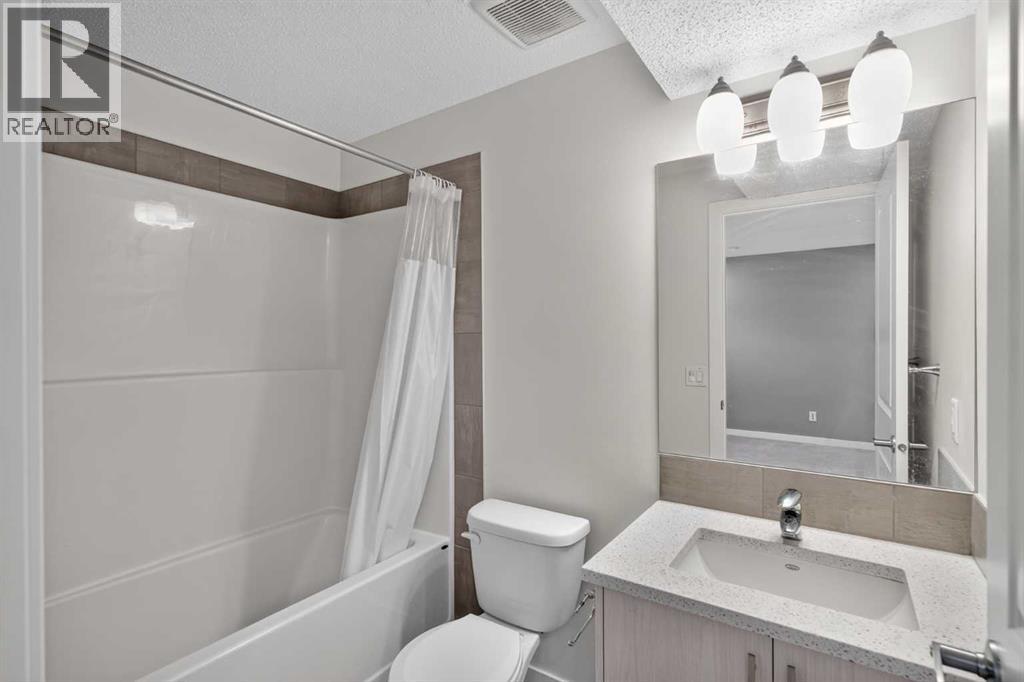 60 Walcrest Gate Se Property Photo 27
