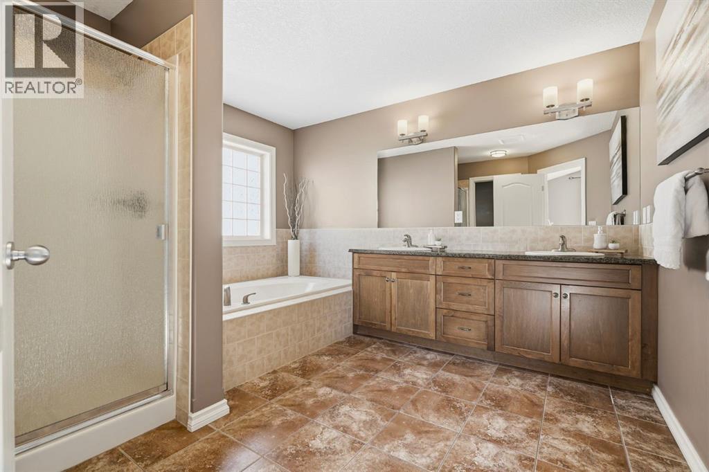 76 Crystal Green Drive Property Photo 24