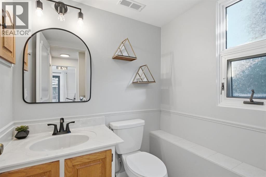 543 Willingdon Boulevard Se Property Photo 21