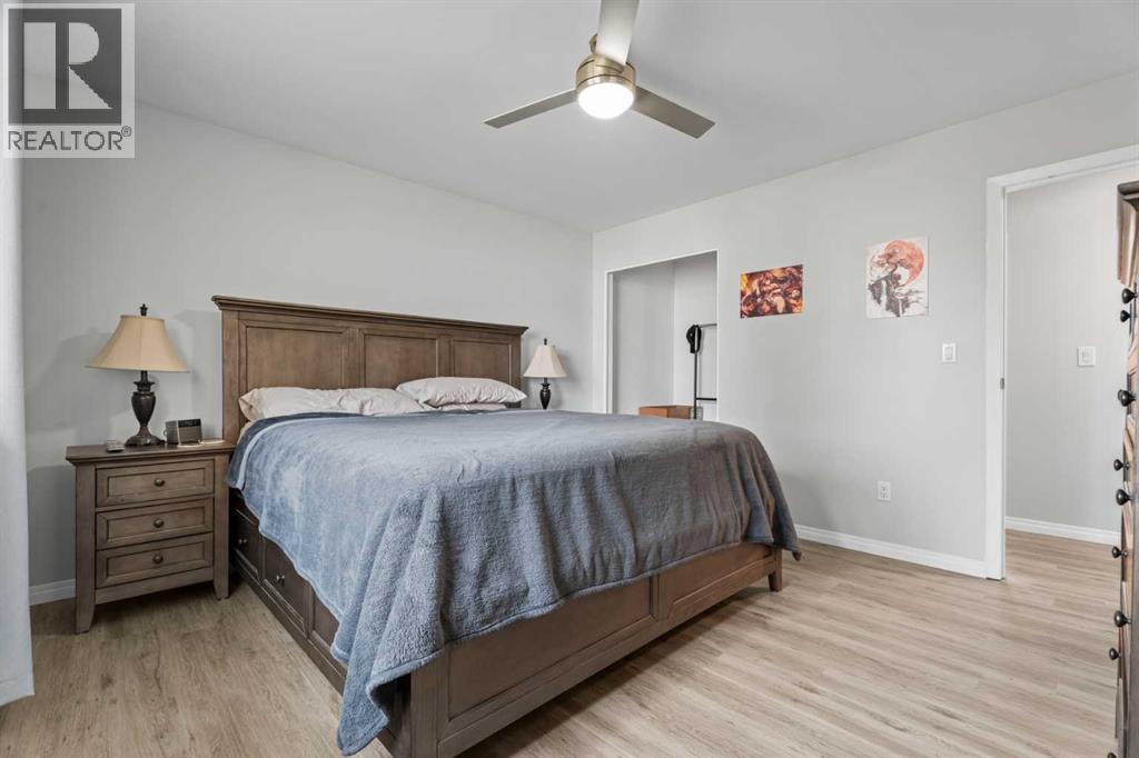 10 Mountain Street E Property Photo 17