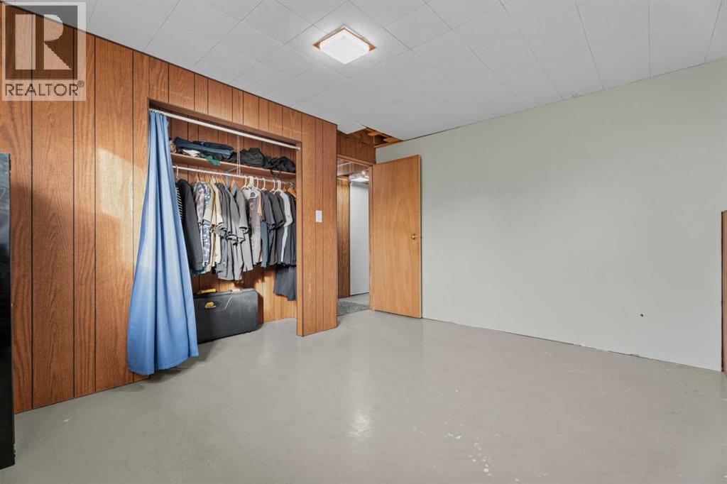 10 Mountain Street E Property Photo 30