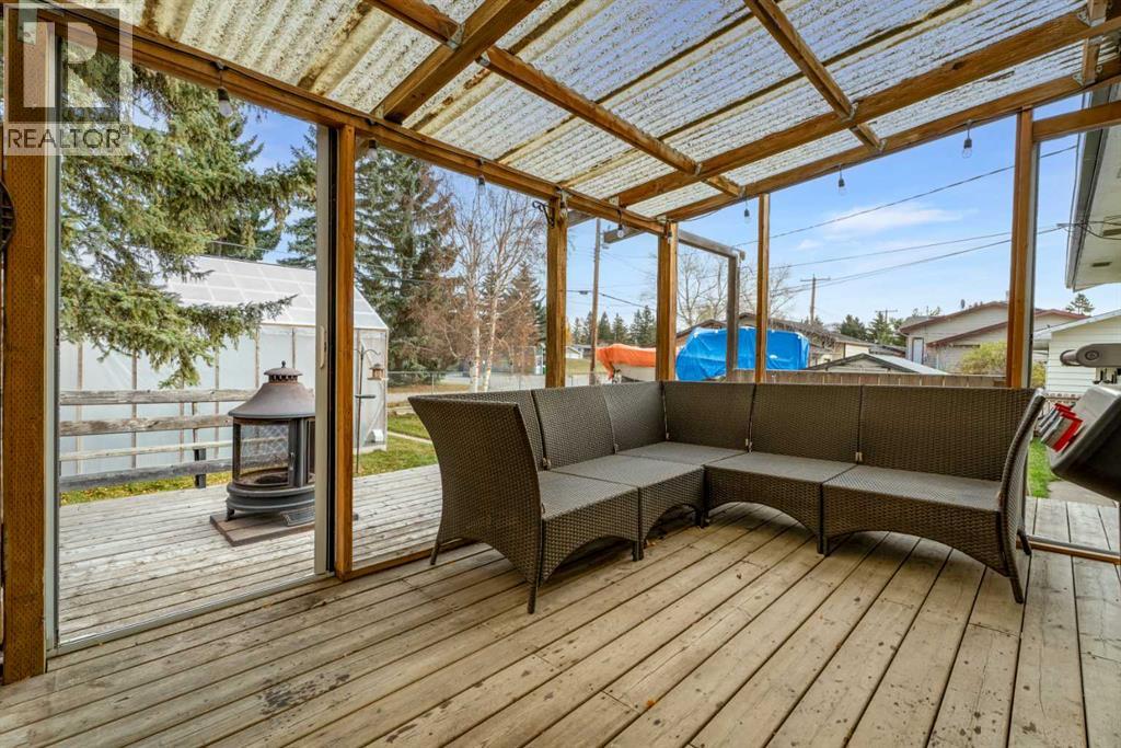 10 Mountain Street E Property Photo 39