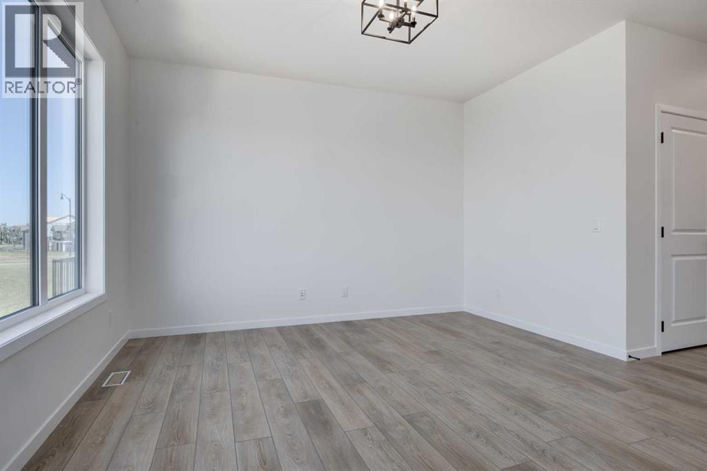 390 Ellen Park Property Photo 15