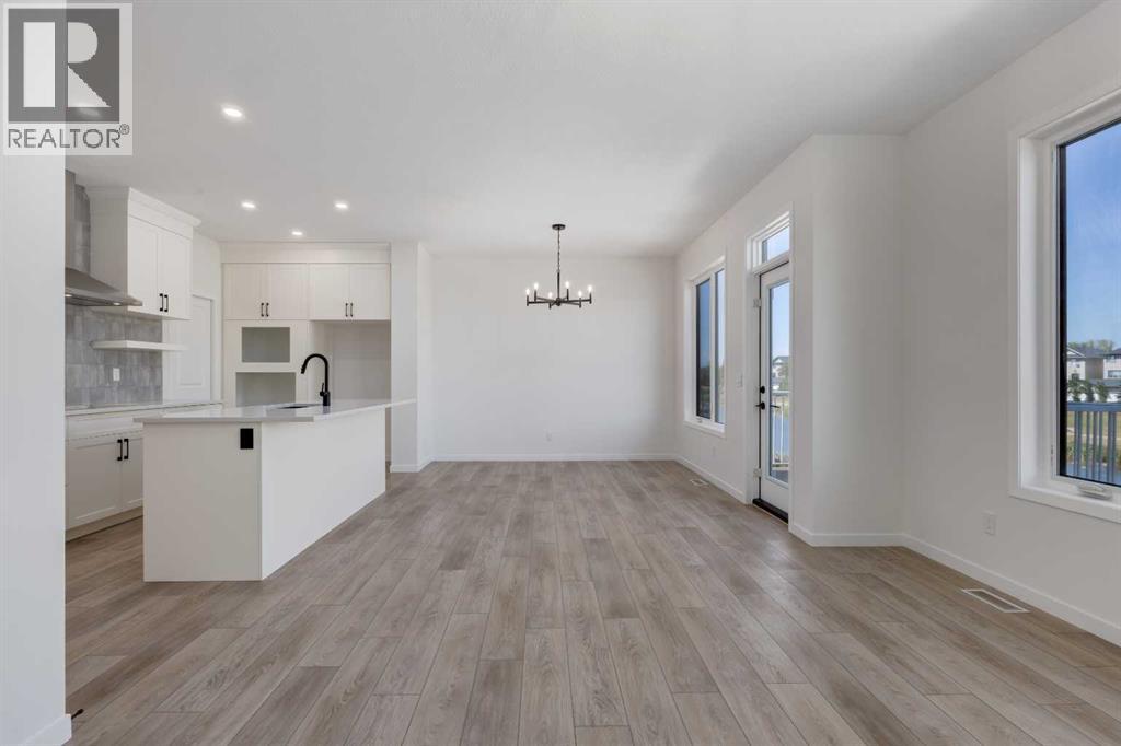 390 Ellen Park Property Photo 17