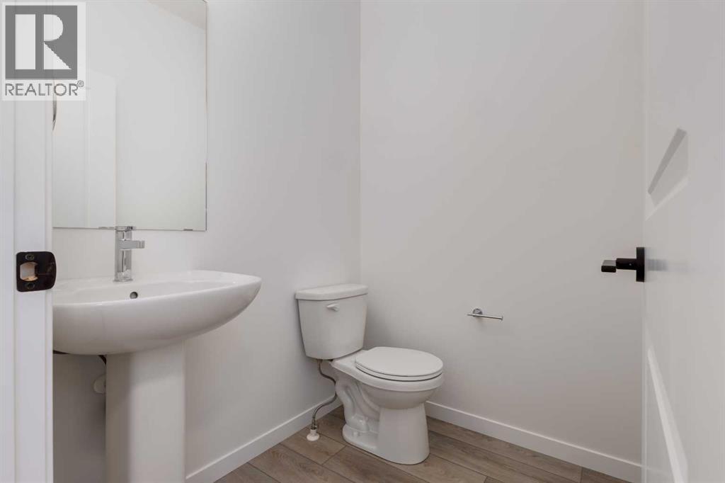 390 Ellen Park Property Photo 19