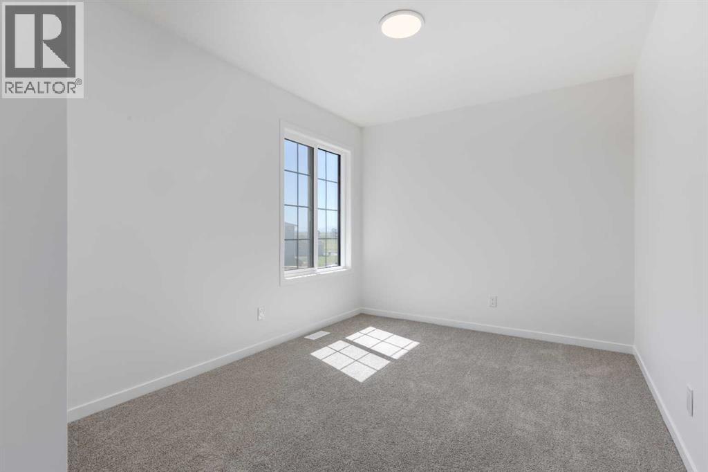 390 Ellen Park Property Photo 35