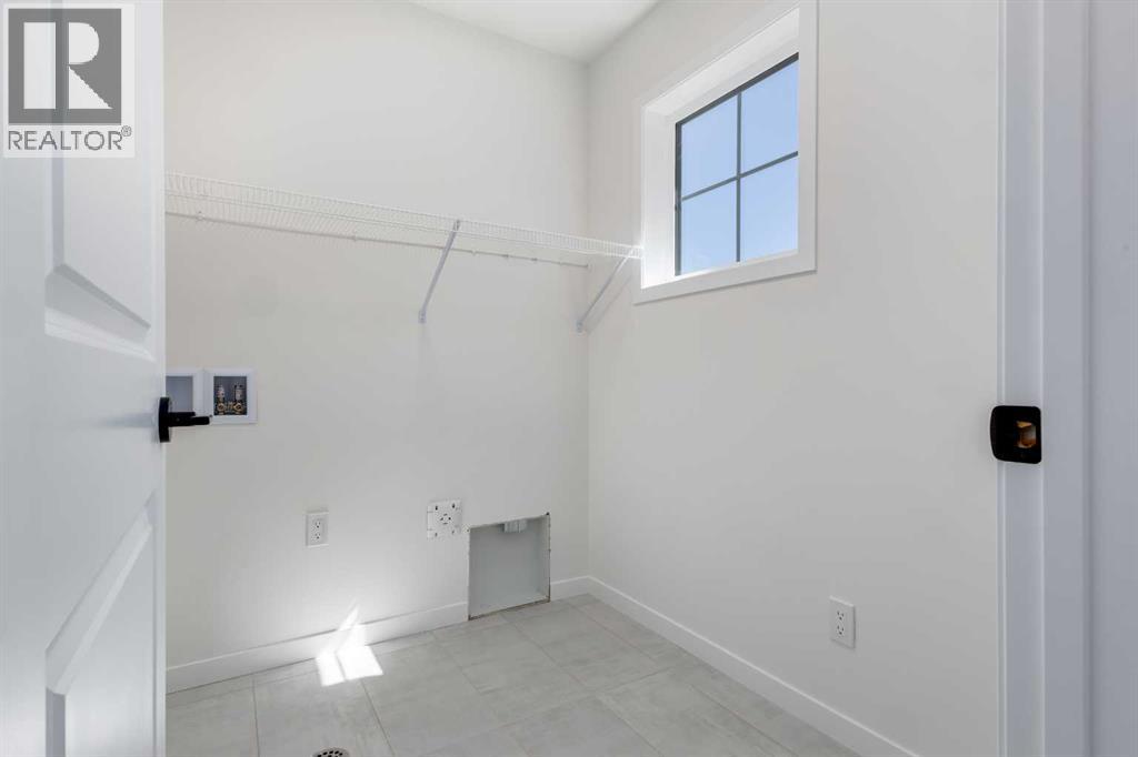 390 Ellen Park Property Photo 40