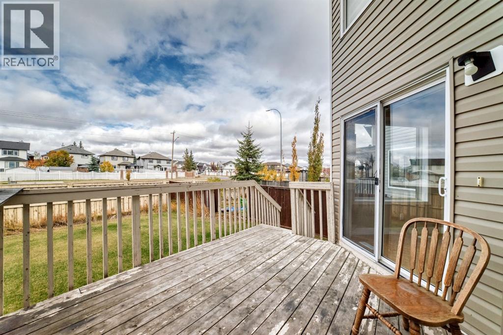 145 Martinvalley Crescent Ne Property Photo 14