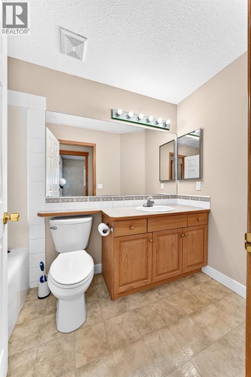 145 Martinvalley Crescent Ne Property Photo 28