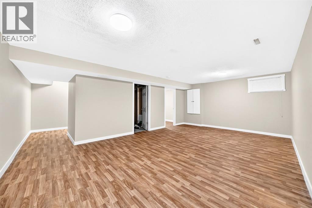 145 Martinvalley Crescent Ne Property Photo 33