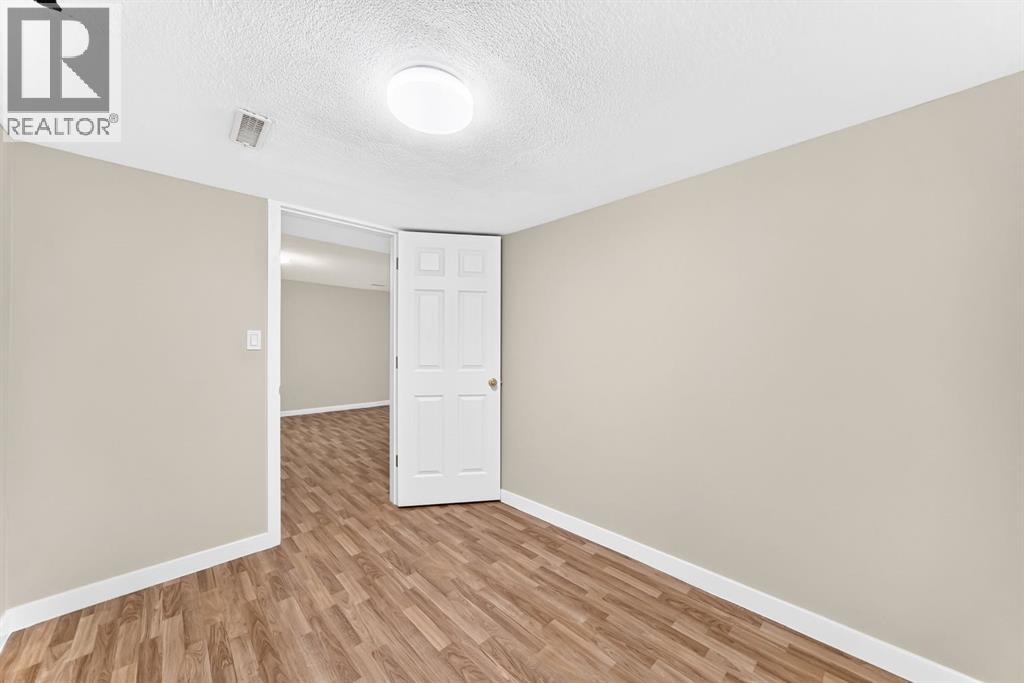 145 Martinvalley Crescent Ne Property Photo 35