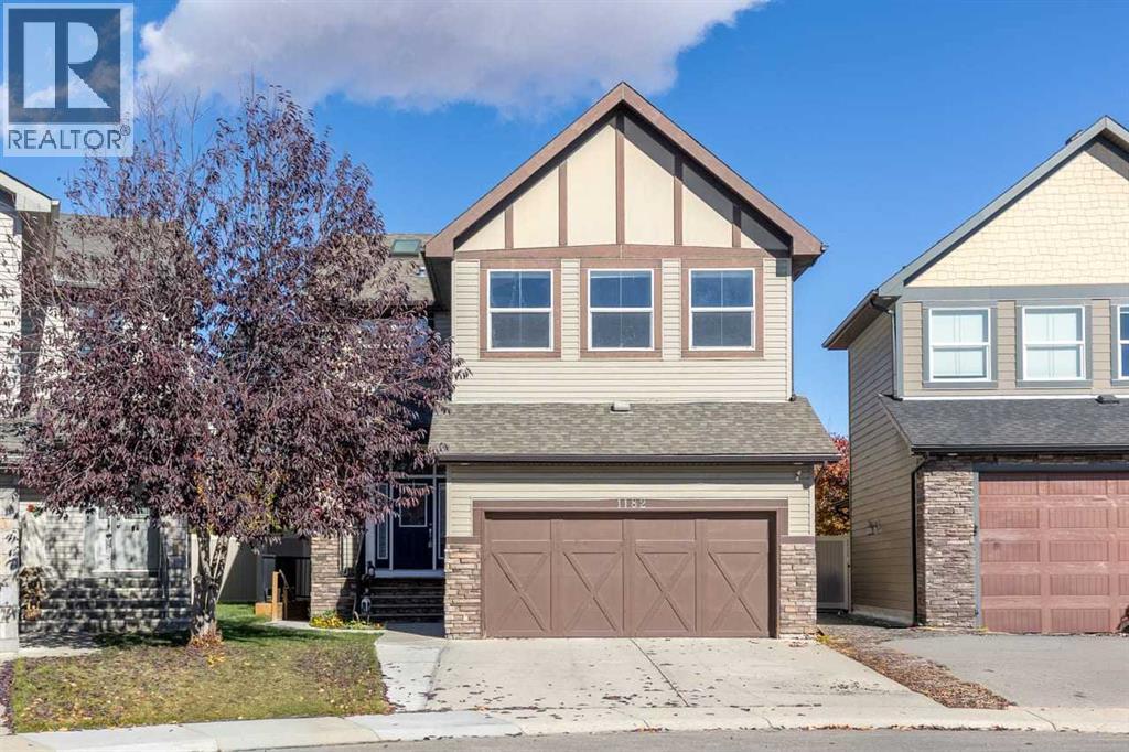 1182 Kingston Crescent Se Property Photo 2