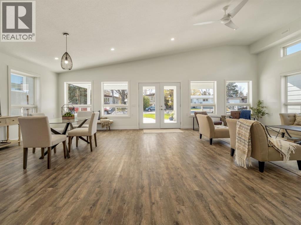 2220 23 Avenue Property Photo 2