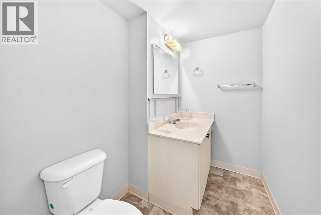410 Brae Glen Crescent Sw Property Photo 25