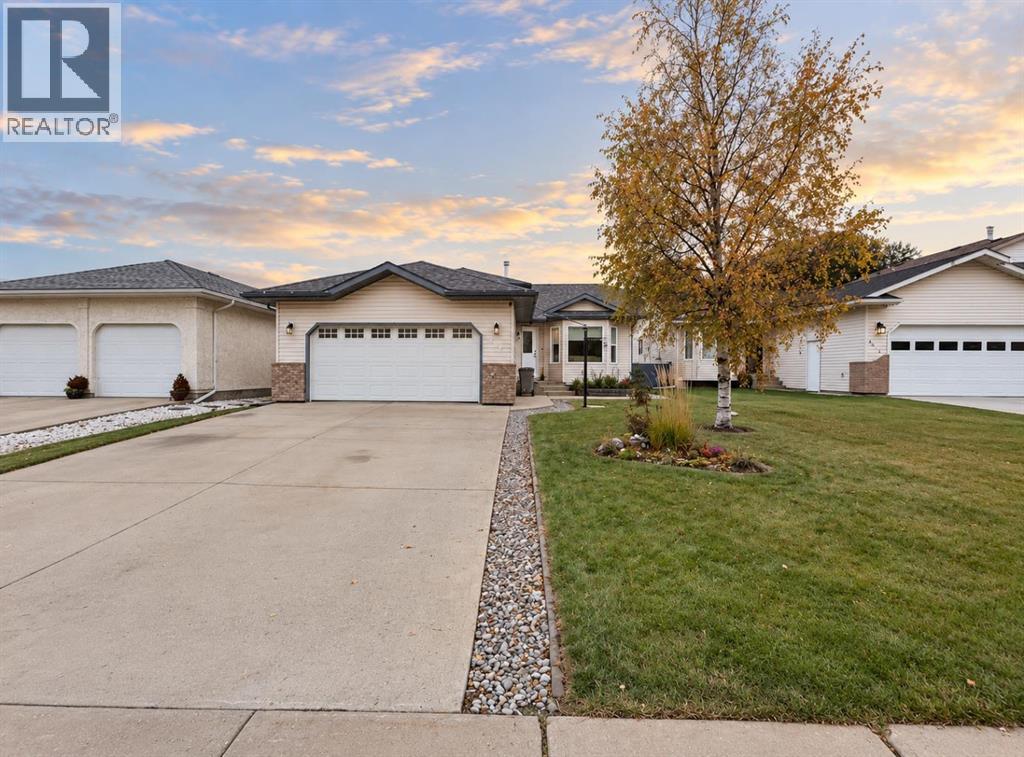 8805 118 Avenue Property Photo 1