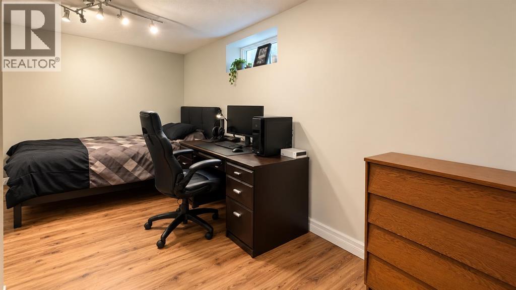 8805 118 Avenue Property Photo 23