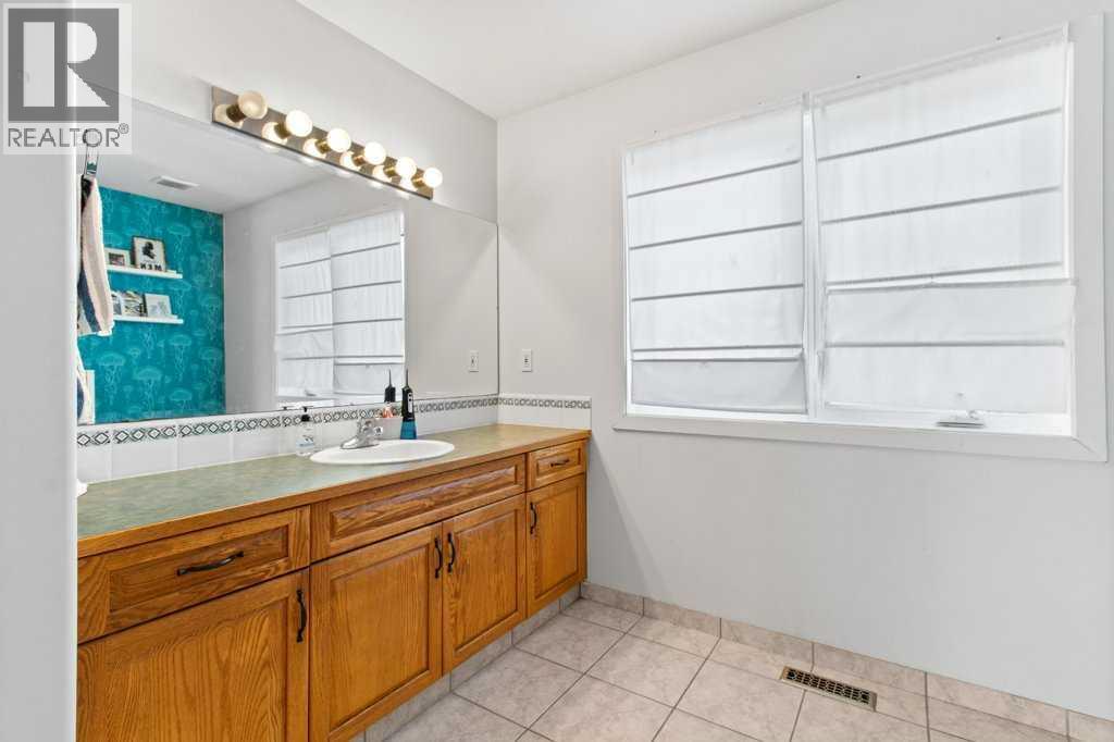 4 Pell Close Property Photo 23