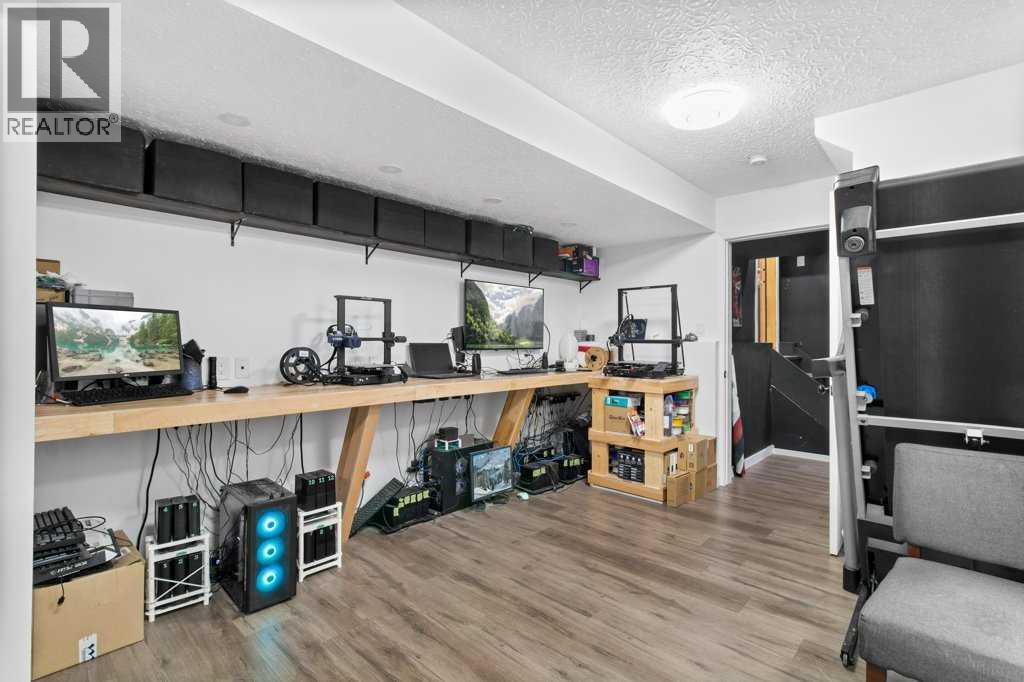 4 Pell Close Property Photo 28