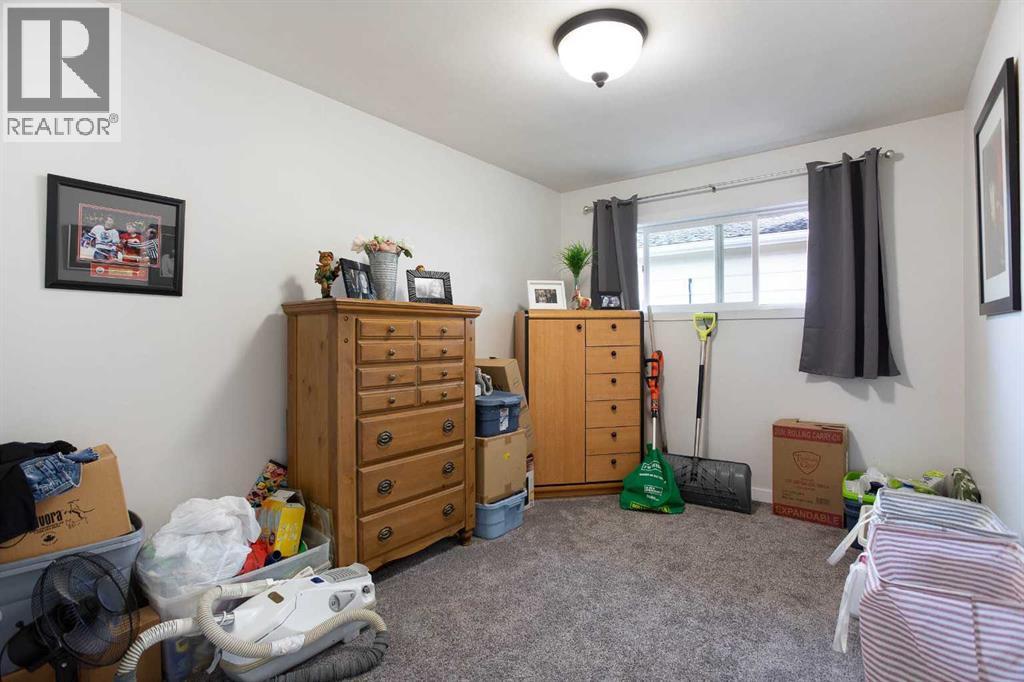 3222/3224 14 Street Nw Property Photo 8
