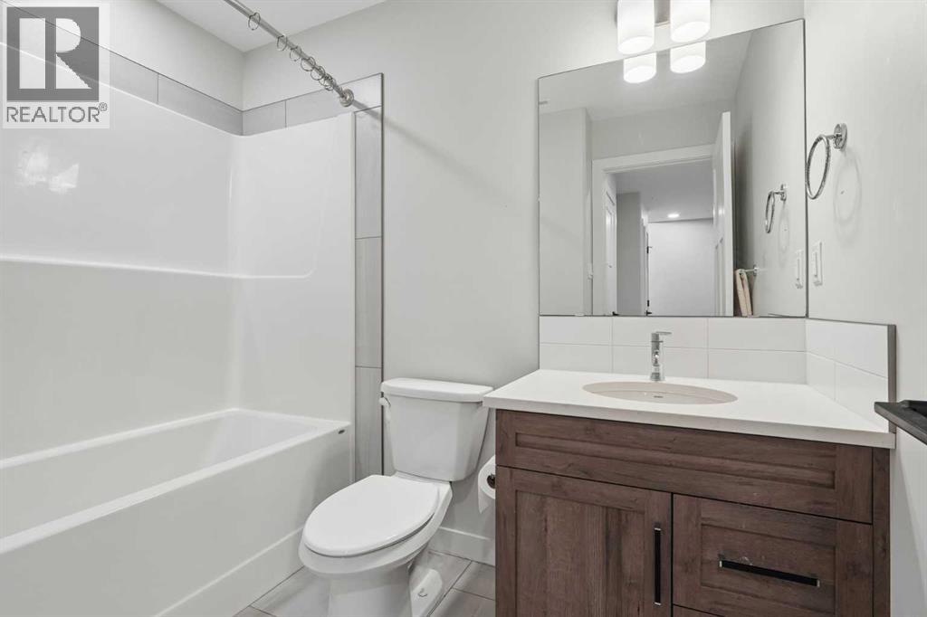 1369 Pacific Circle W Property Photo 29