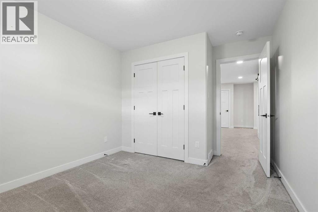 1369 Pacific Circle W Property Photo 32