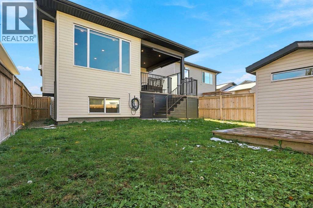 1369 Pacific Circle W Property Photo 40