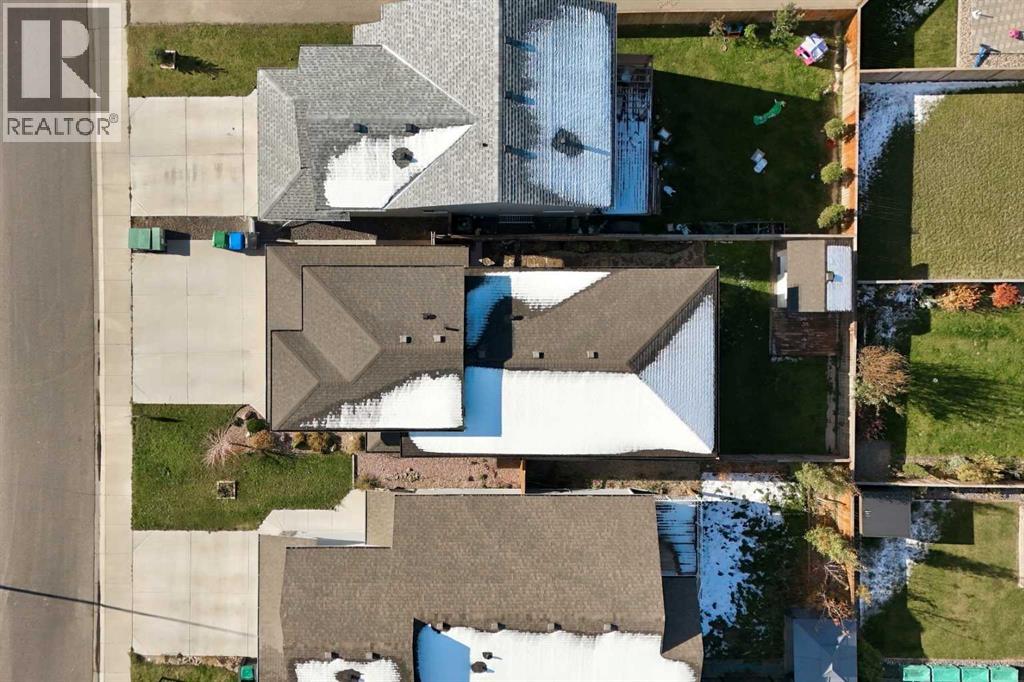 1369 Pacific Circle W Property Photo 43