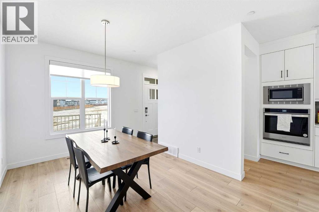 29 Herron Mews Ne Property Photo 11