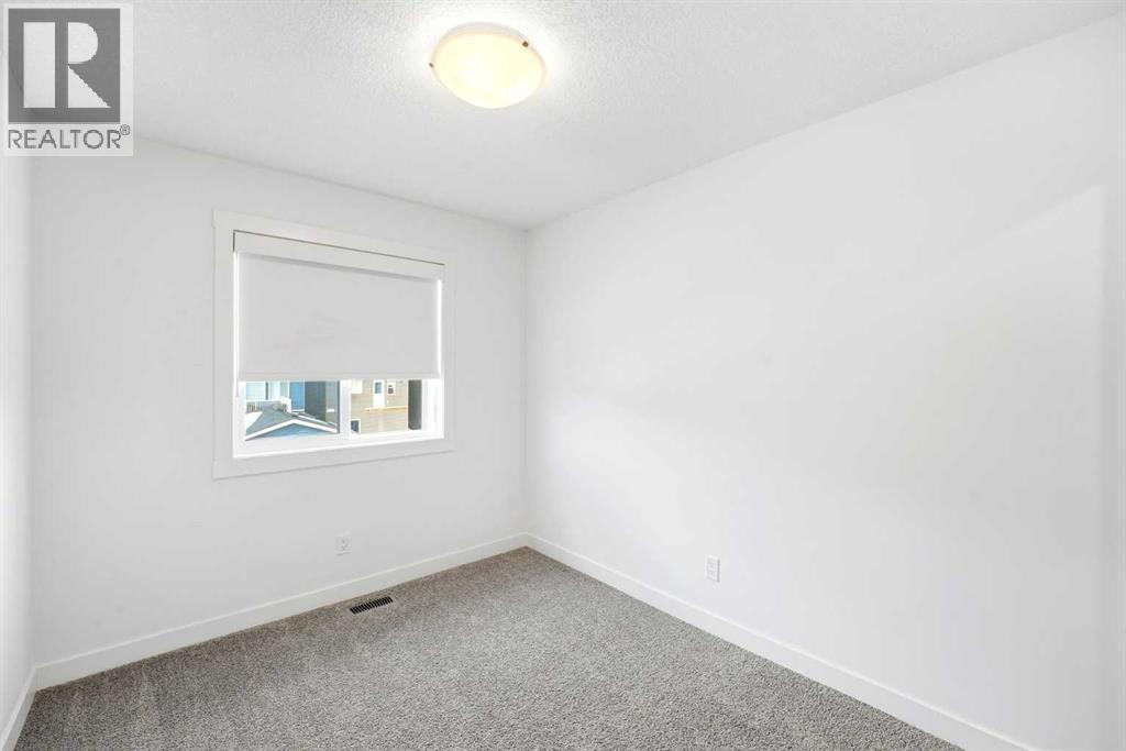 29 Herron Mews Ne Property Photo 13