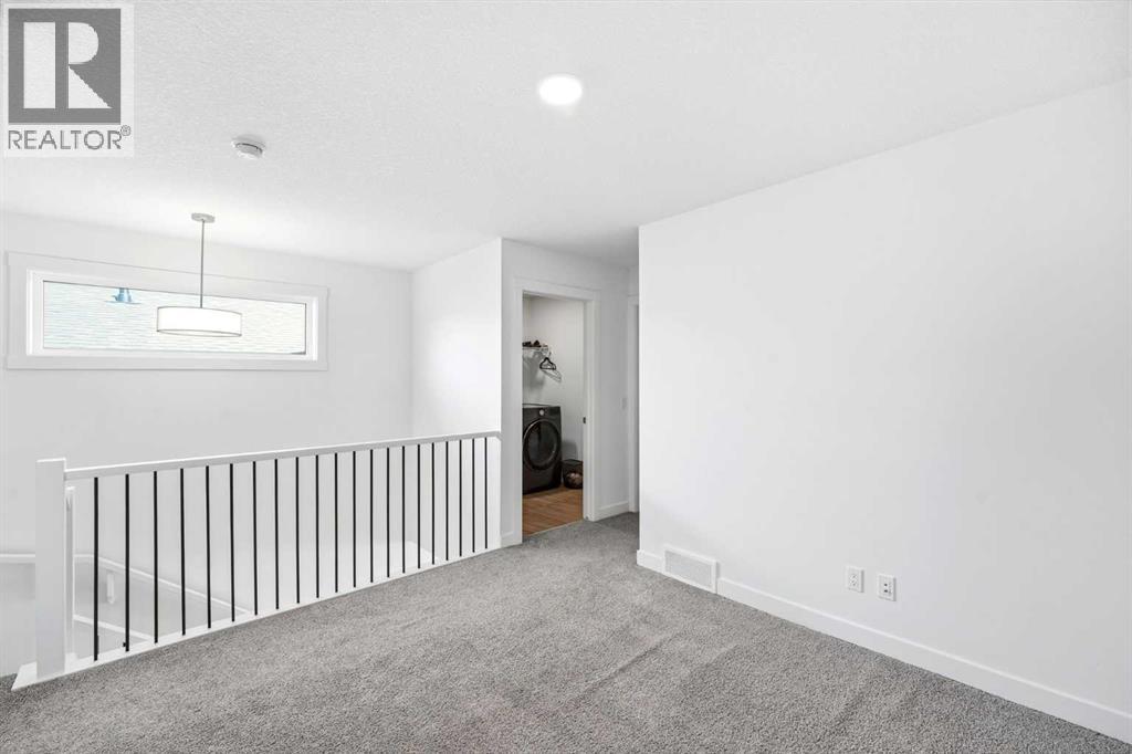 29 Herron Mews Ne Property Photo 14