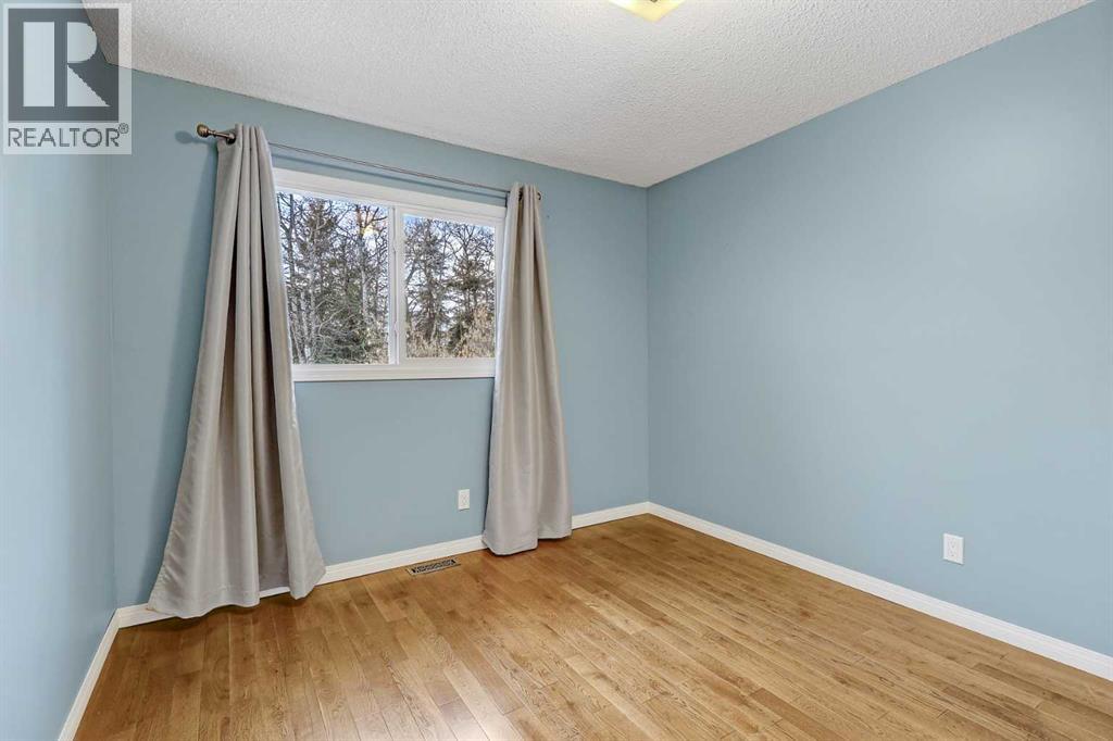 713062 Range Road 94 Property Photo 18