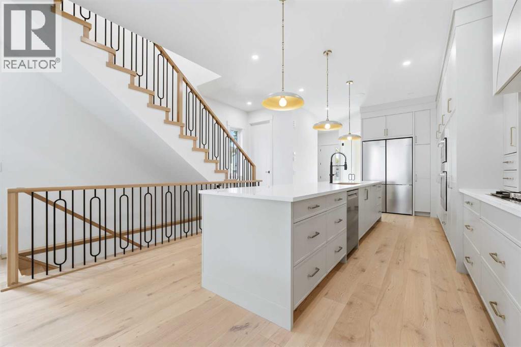 2412 1 Avenue Nw Property Photo 6