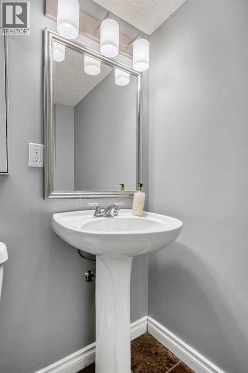 216 Lake Erie Place Se Property Photo 41