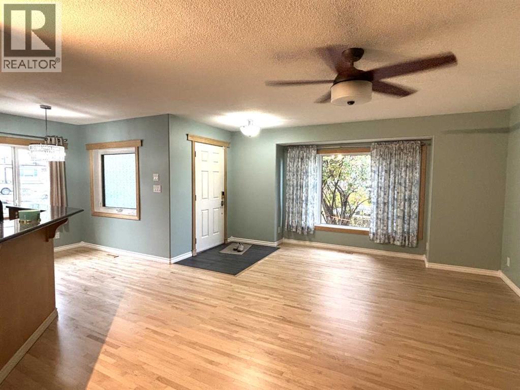 7 Chaisson Crossing Property Photo 3