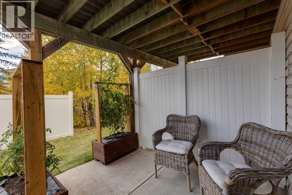 35 Royal Oak Gardens Nw Property Photo 35
