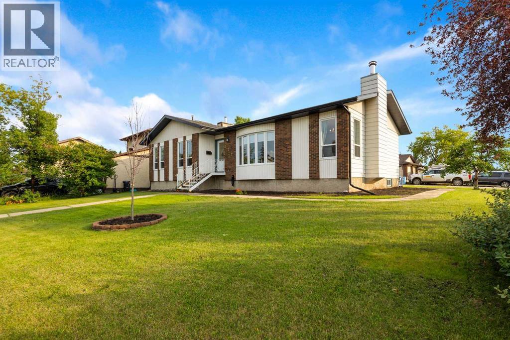 222 Berens Place Property Photo 4