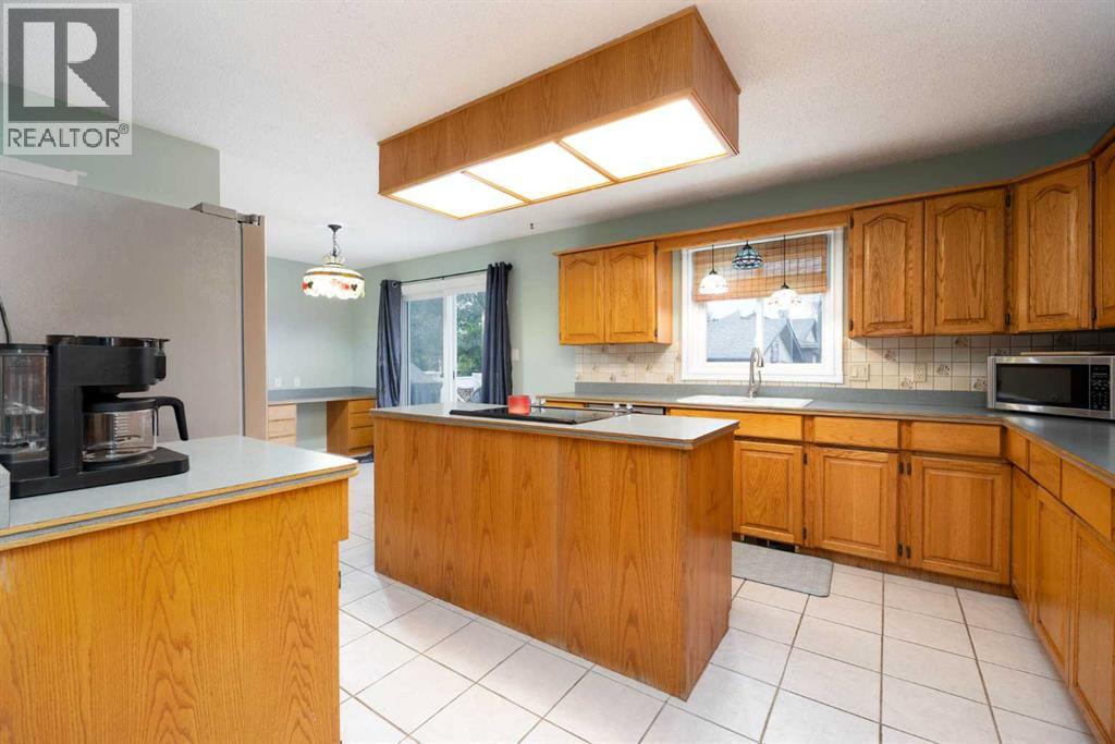 222 Berens Place Property Photo 9
