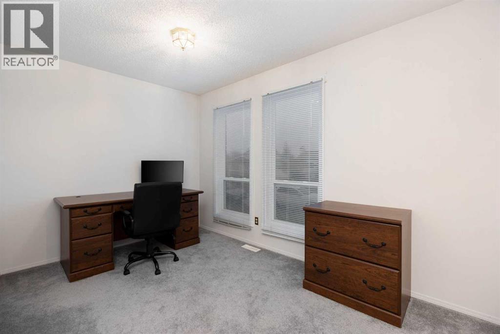 222 Berens Place Property Photo 20