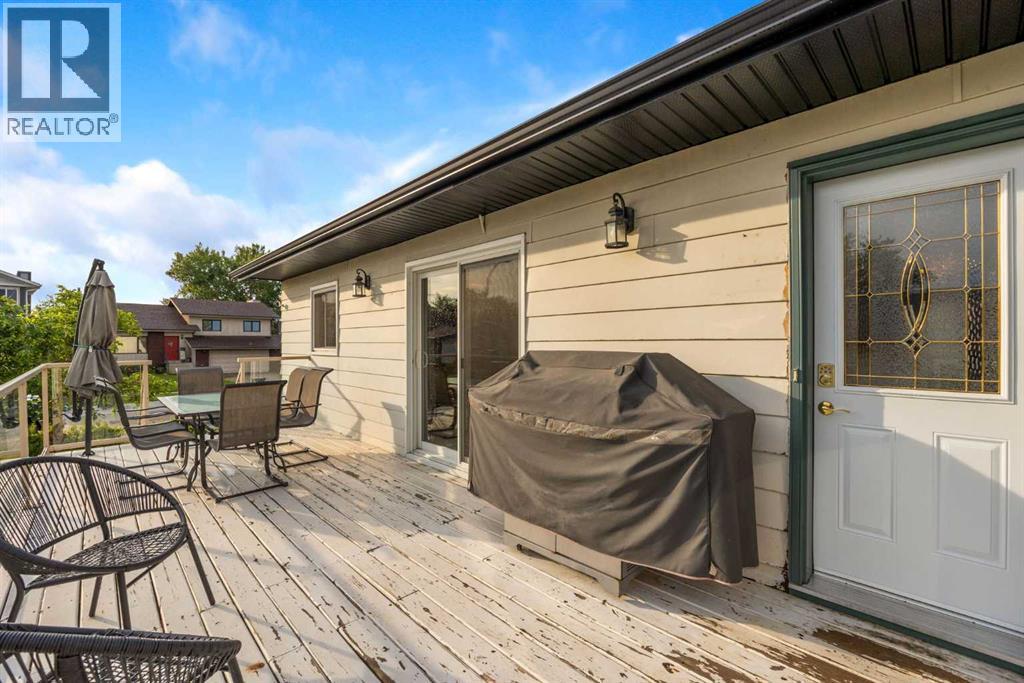 222 Berens Place Property Photo 31