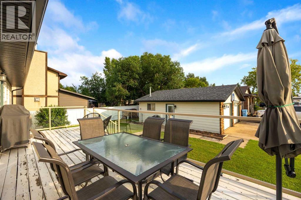 222 Berens Place Property Photo 32