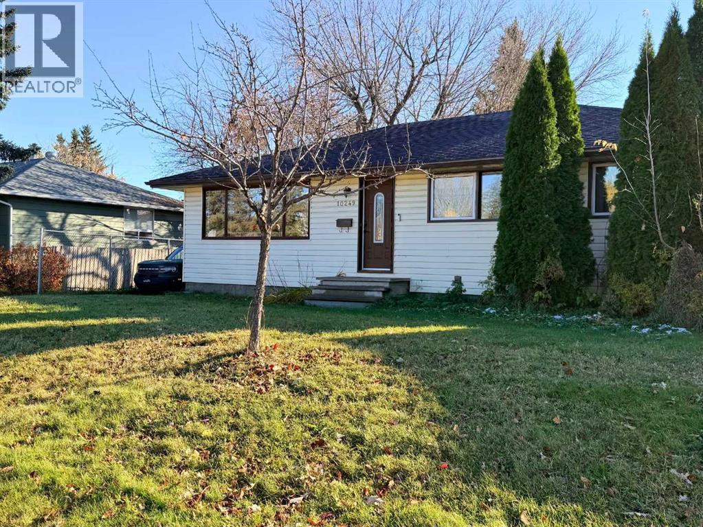 10249 111 Avenue Property Photo 1