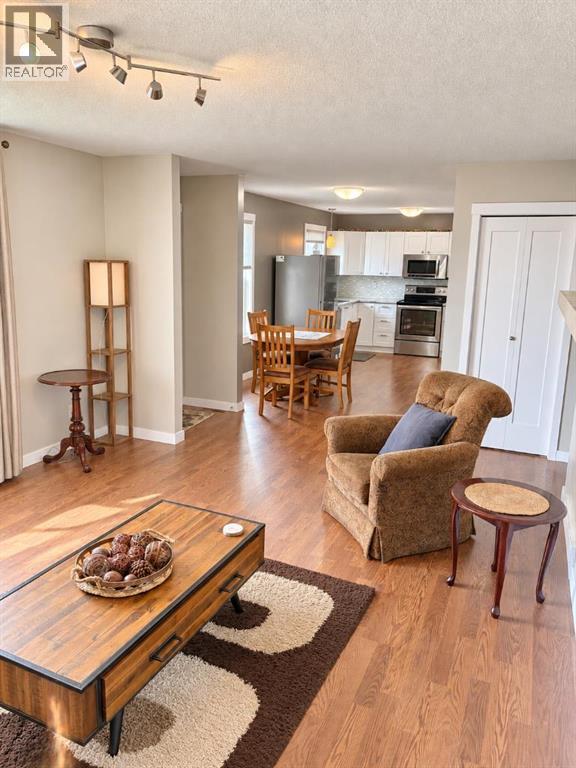202 Berry Property Photo 2