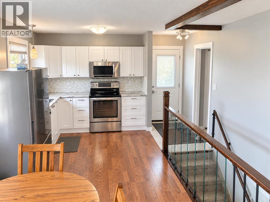 202 Berry Property Photo 4