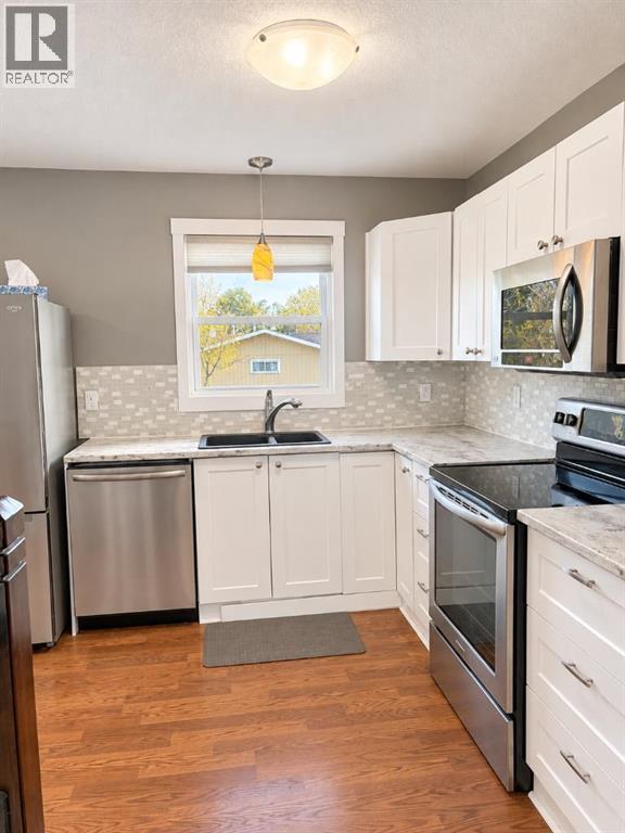 202 Berry Property Photo 5